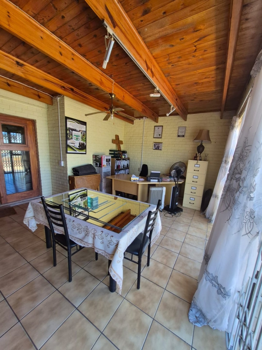 4 Bedroom Property for Sale in Baysville Eastern Cape